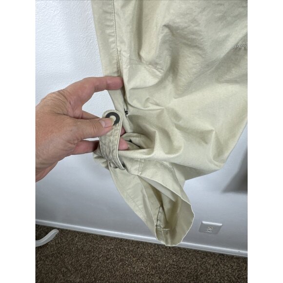Arc’teryx Women's 8 Cargo Hiking Pants Light Tan  EUC Adjustable Length - Picture 5 of 15